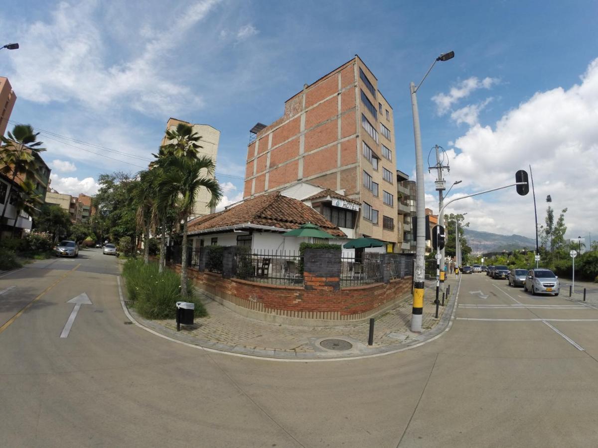 Boutique Plaza Hotel